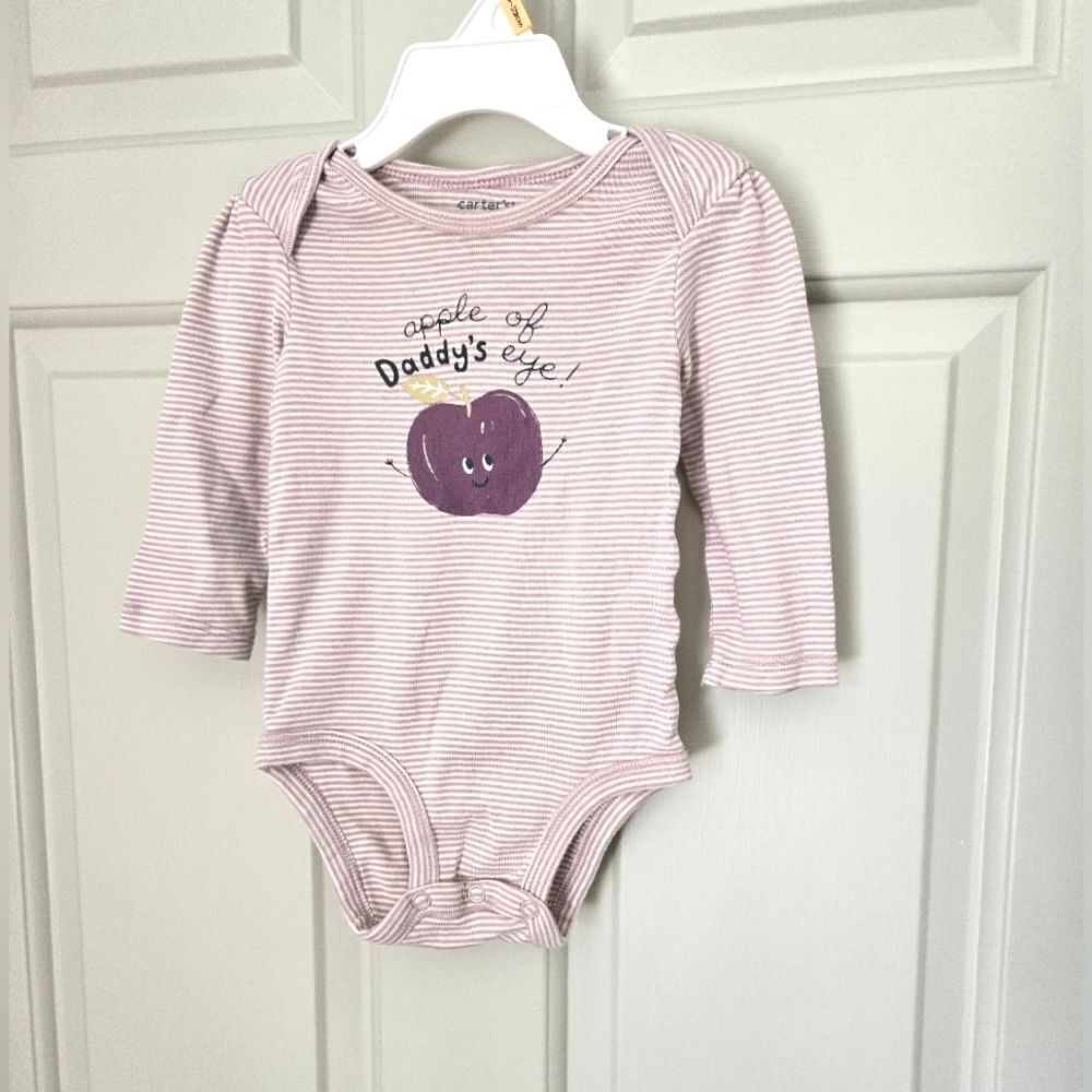 3/$10 Carter's long sleeve onesie size 6m